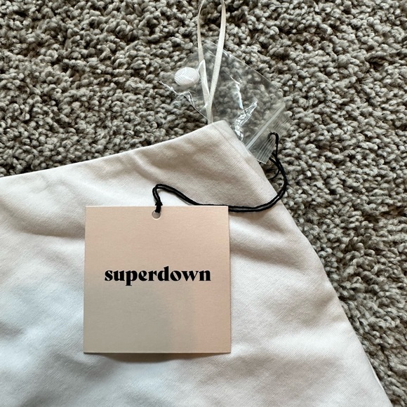 NEW Superdown brenna crop top - Picture 6 of 8